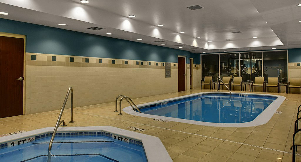 Hotel Courtyard Chapel Hill Extérieur photo